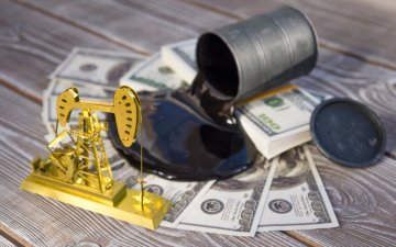 EIA Reports Crude Inventory Draw of 7.1 Million Barrels